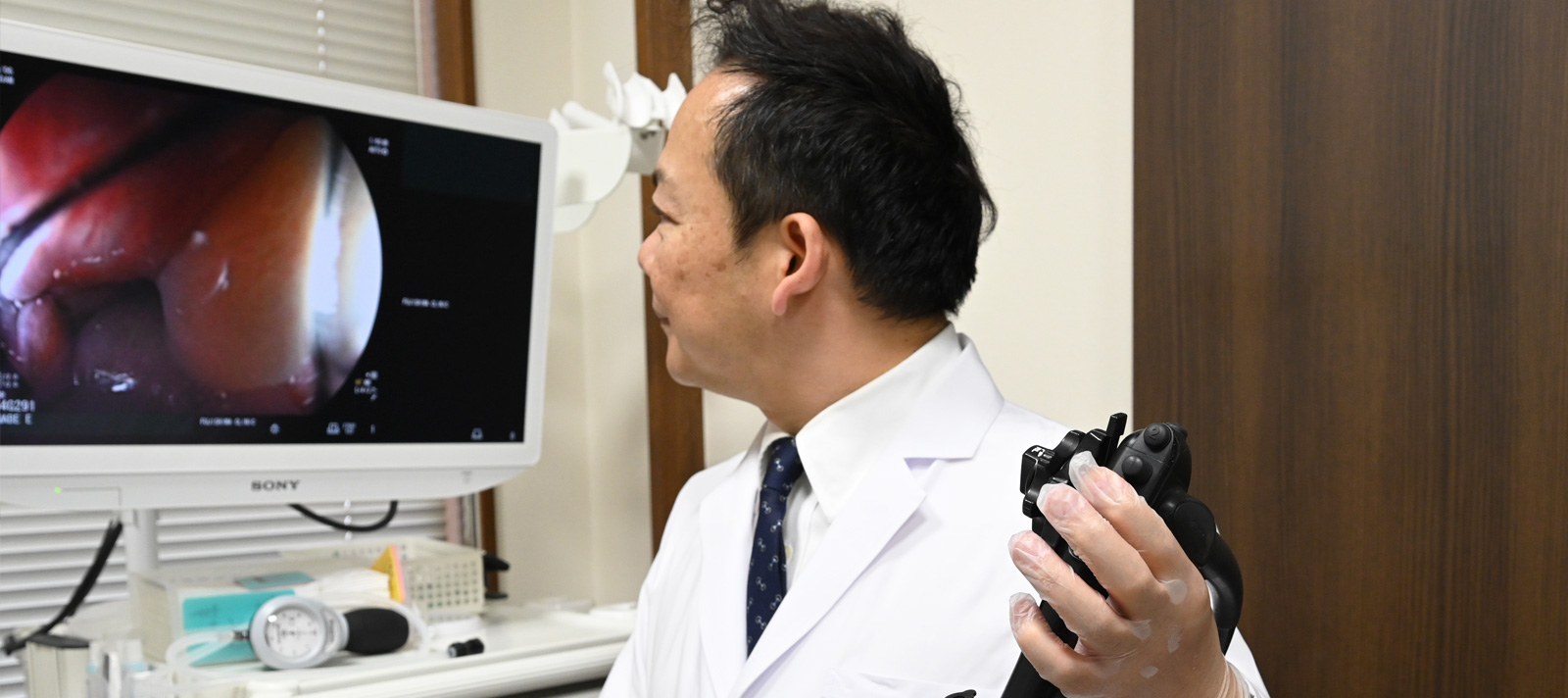 鼻から入れる胃カメラ（経鼻内視鏡）